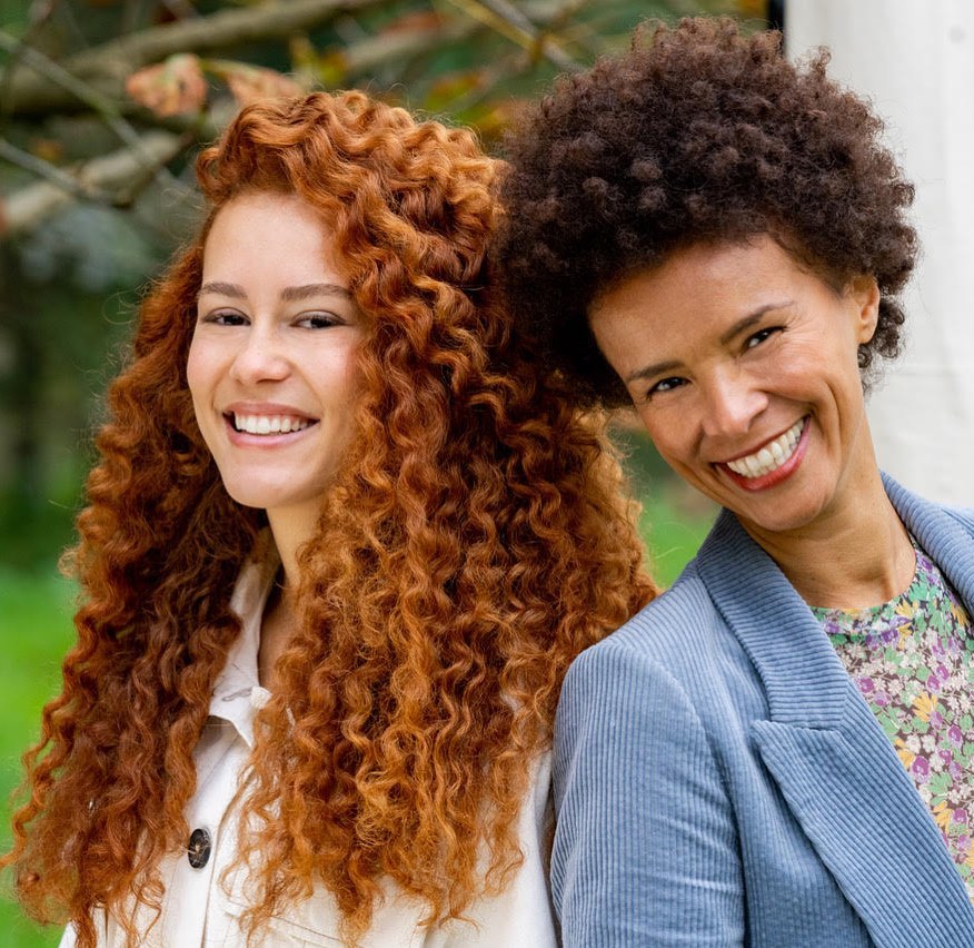 Comment couper les cheveux bouclés ? 3 boucles 11 1
