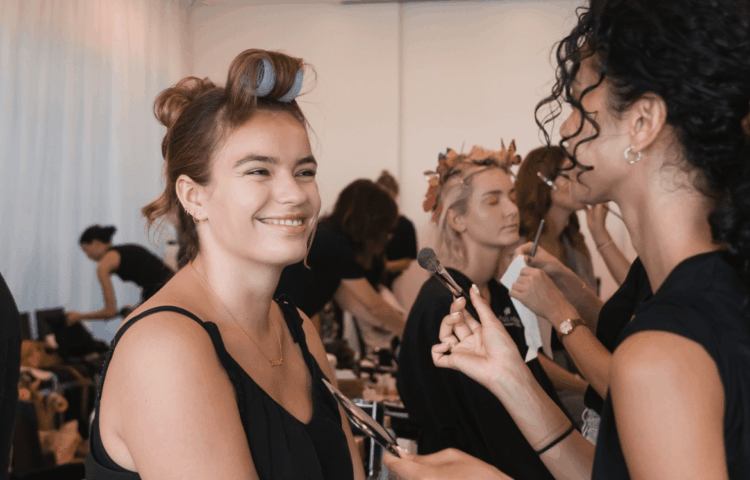 Quand faire un shampoing après une coloration ?2