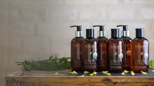 Pourquoi opter pour un shampoing bio ? 3 shampoing 2 3 1