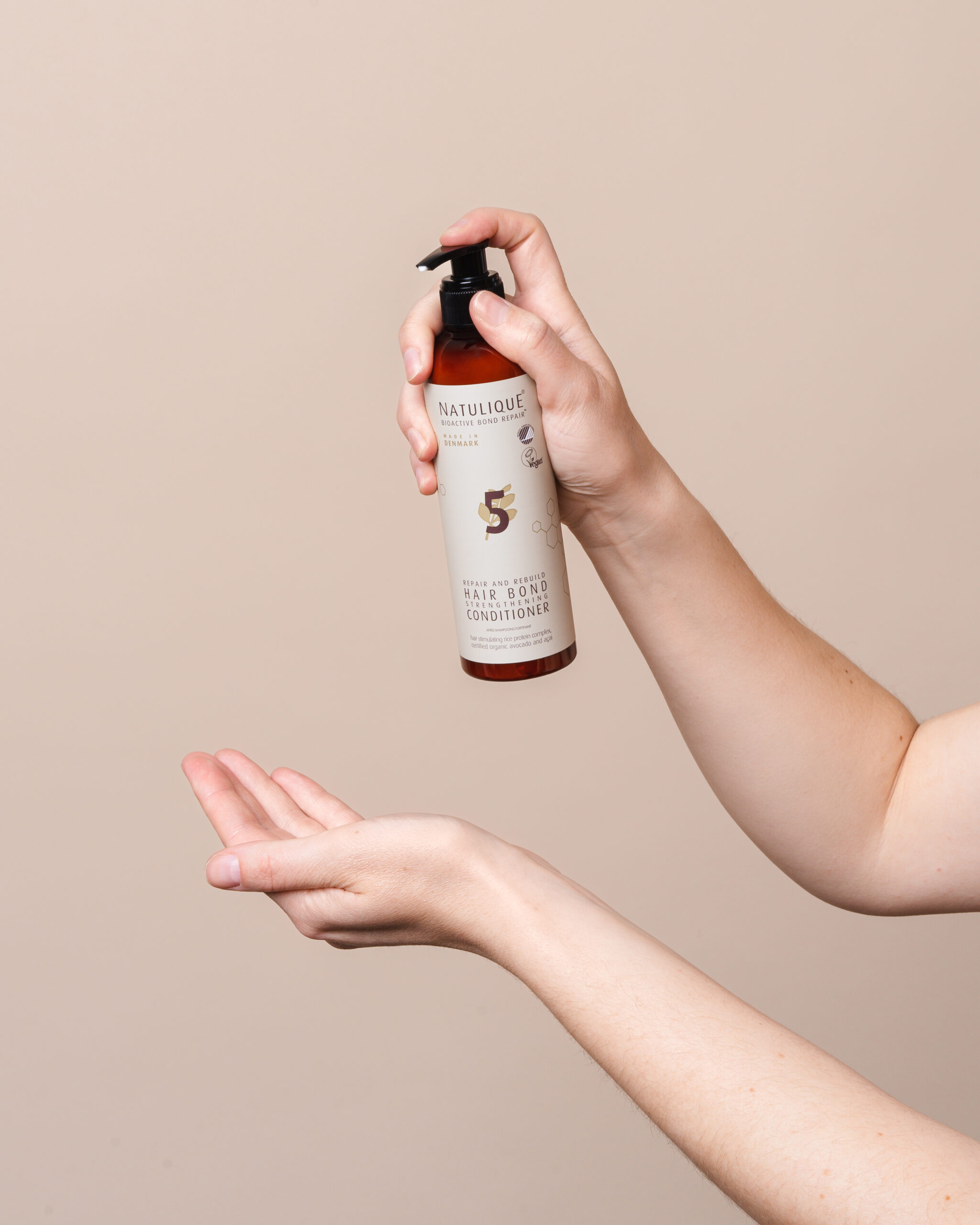 Wie verwende ich ein violettes Shampoo? 2 shampoo 3 scaled 1
